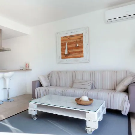 Apto Luxury